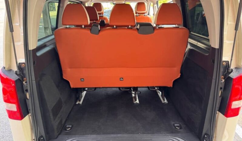 2019 Mercedes-Benz Metris full