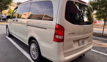 2019 Mercedes-Benz Metris full