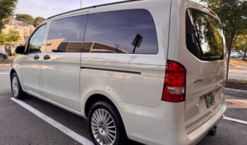 2019 Mercedes-Benz Metris full