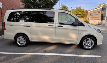 2019 Mercedes-Benz Metris full