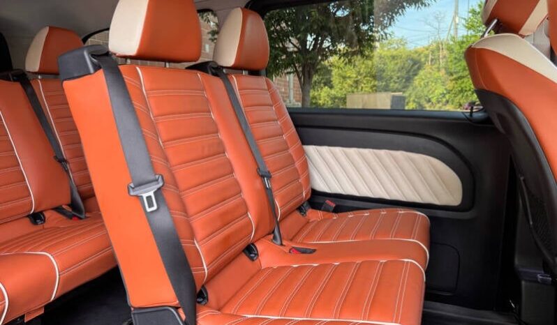 2019 Mercedes-Benz Metris full