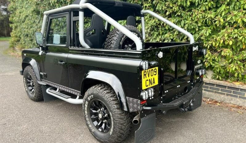 2009 Land Rover 90 Defender SVX full