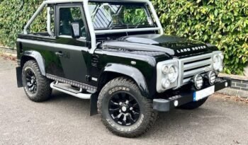 2009 Land Rover 90 Defender SVX full