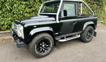 2009 Land Rover 90 Defender SVX full