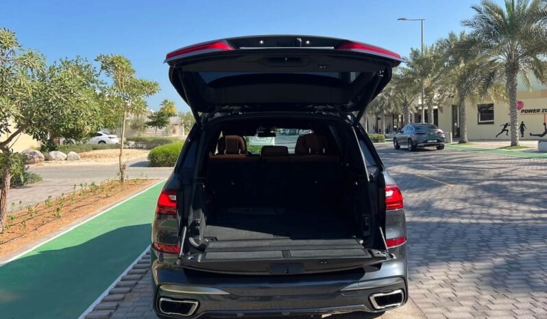 2021 BMW X7 M50i V8 4.4L. full