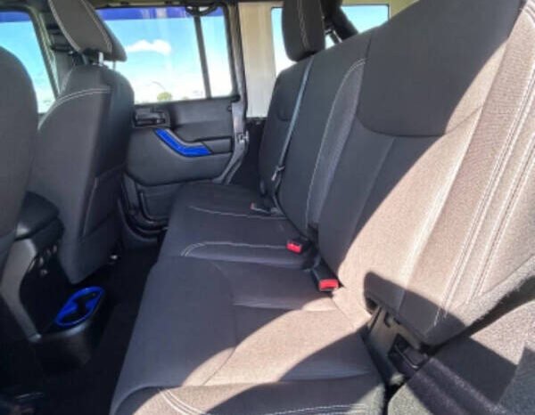 2016 Jeep Wrangler Unlimited 4×4 Sahara full