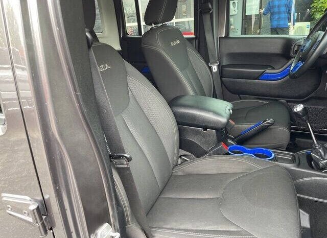2016 Jeep Wrangler Unlimited 4×4 Sahara full