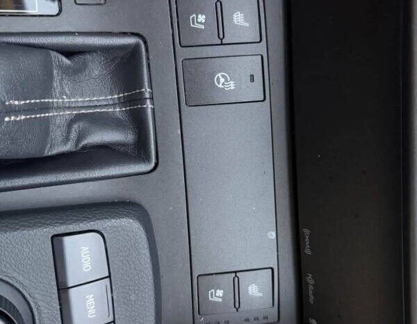2016 Lexus IS 300 full