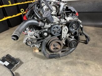 2005-2010 CHRYSLER 300C SRT8 OEM - Image 3