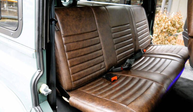 1997 Land Rover Defender full