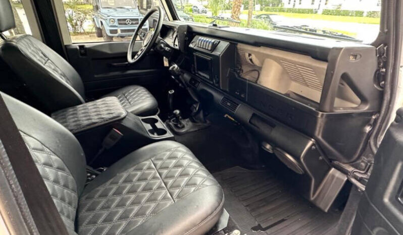 1996 Land Rover Defender full