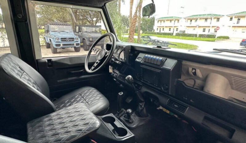 1996 Land Rover Defender full