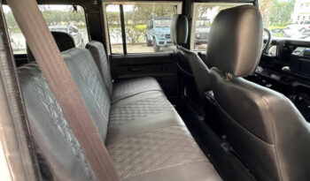 1996 Land Rover Defender full