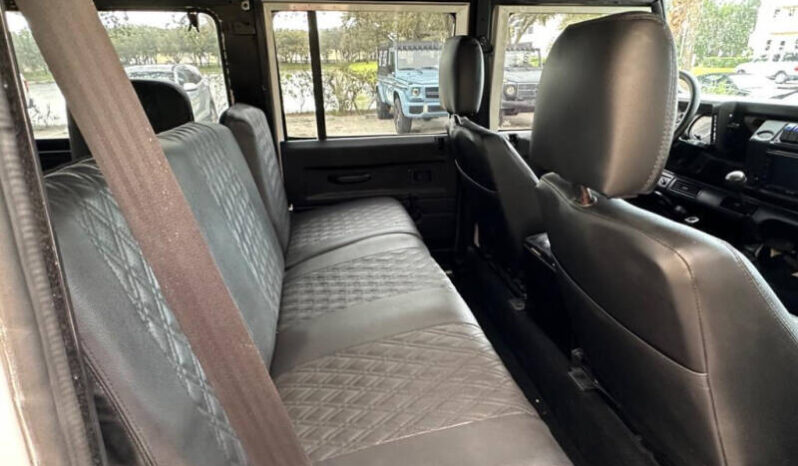 1996 Land Rover Defender full