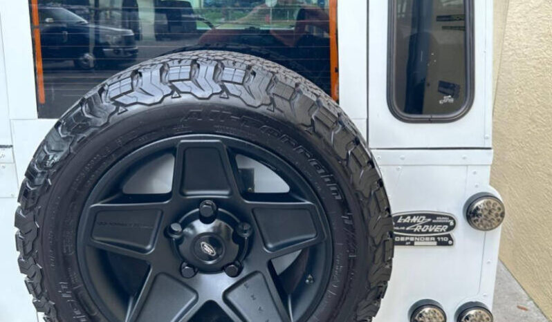 1996 Land Rover Defender full