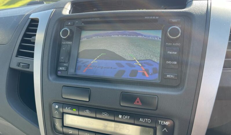 2010 Toyota Hilux 3.0 D4D DC 4×4 Manual full