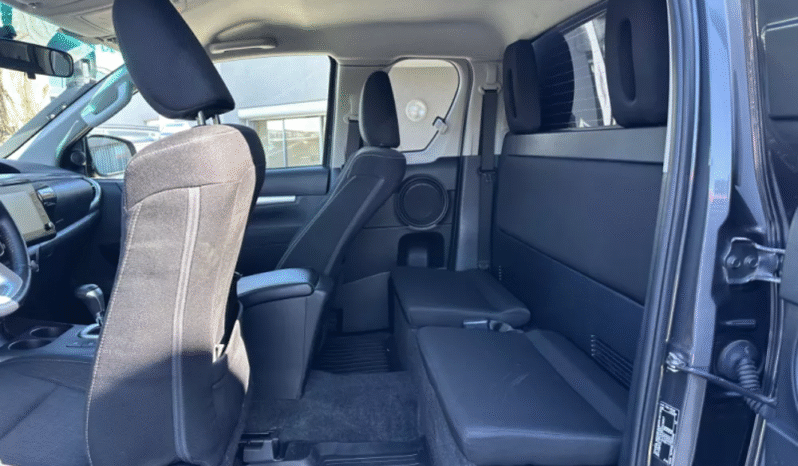 2021 Toyota Hilux 2.8L 204 CV D-4D AT 4X4 LEGENDE EDITION EXTRA full