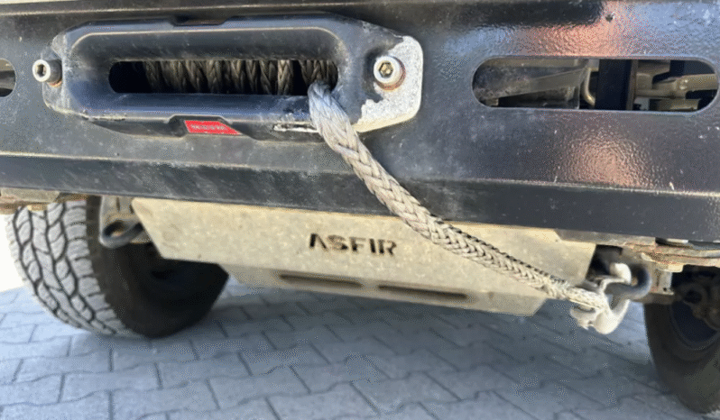 2021 Toyota Hilux 2.8L 204 CV D-4D AT 4X4 LEGENDE EDITION EXTRA full