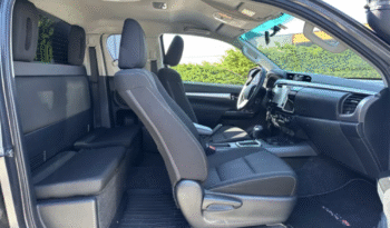 2021 Toyota Hilux 2.8L 204 CV D-4D AT 4X4 LEGENDE EDITION EXTRA full